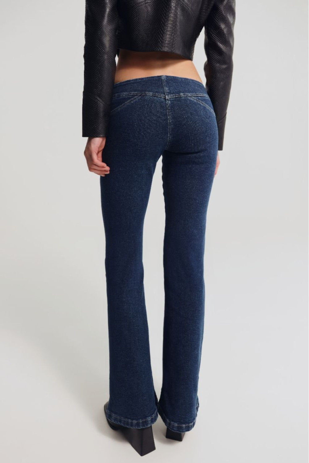 SLIM / 90s women’s jeans, blue